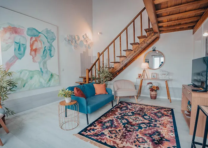 Yellow House - Casa 2 Angra do Heroísmo